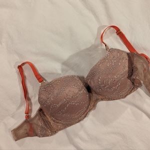 Elegant Lace Underwire Bra in Tan and Orange